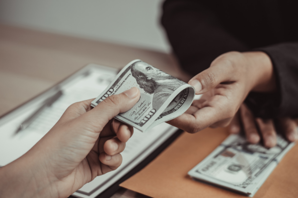 how to dispute lawyers fees